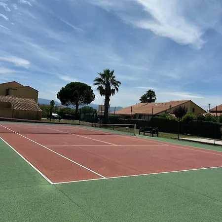 T2 A 100m De La Plage, Piscine, Tennis 度假居